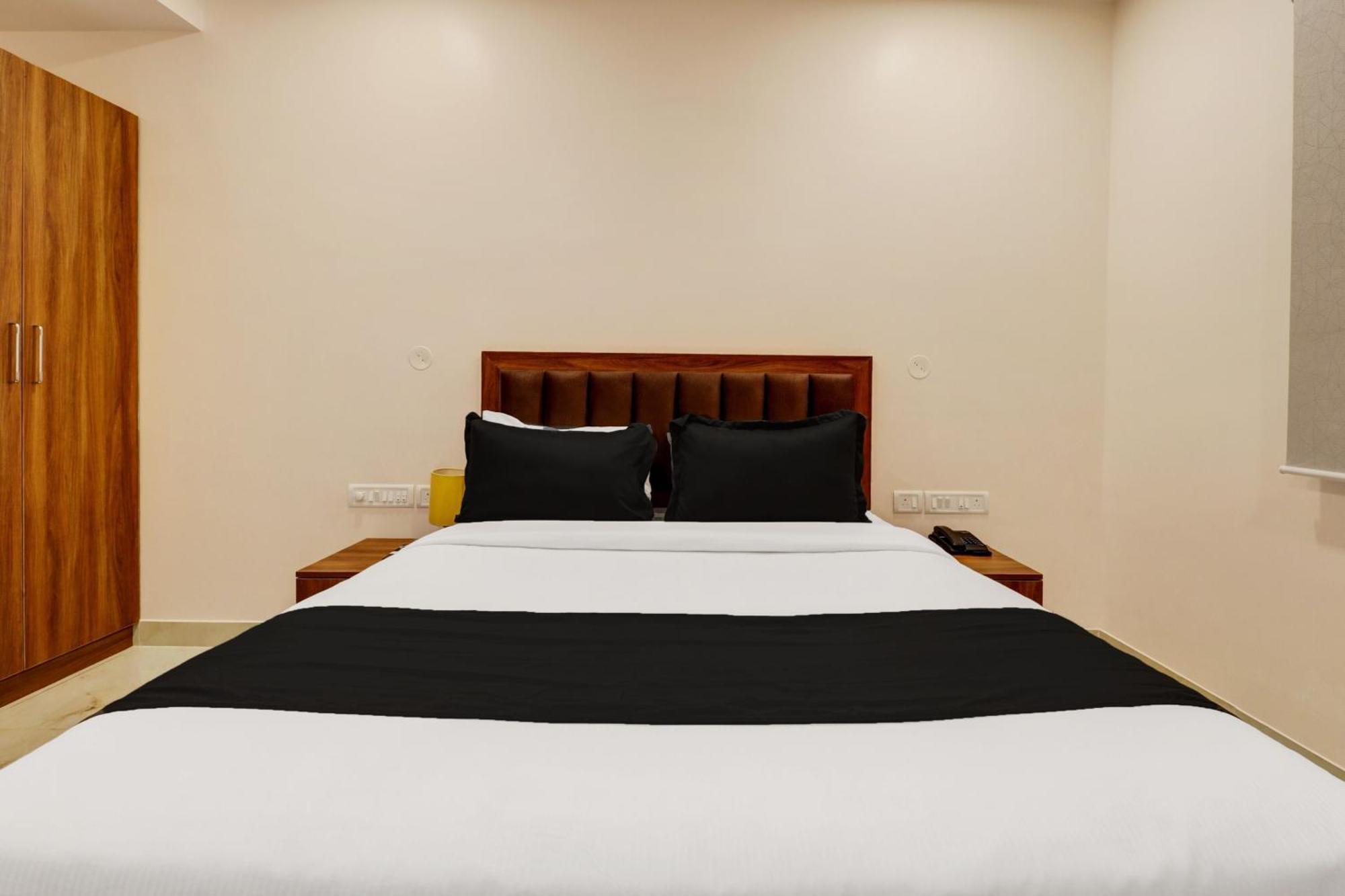 Super Townhouse Arekere Near Mithai Mahal Bangalore Esterno foto